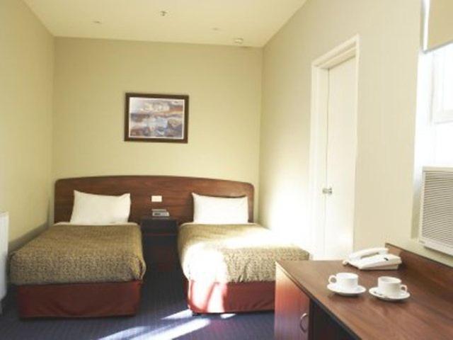Elegant Guest House Бангалор Стая снимка
